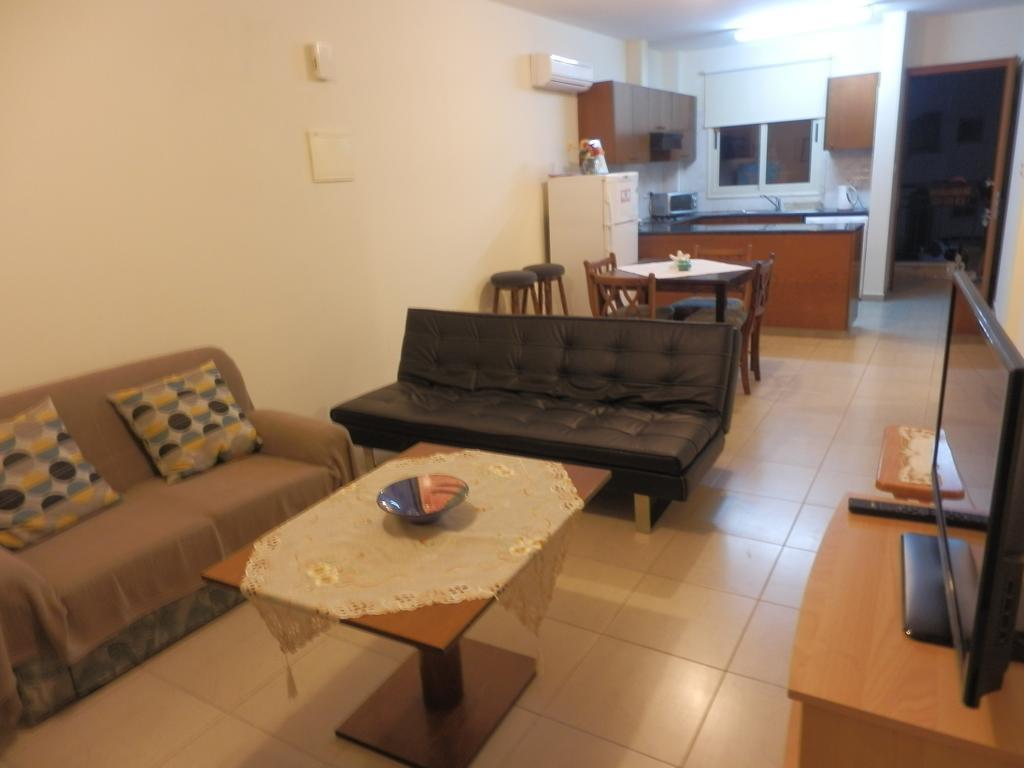 Byreva Apartments 파포스 객실 사진
